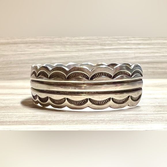 Vintage Navajo Mike Chee Sterling Silver Cuff Bracelet - Picture 2 of 8